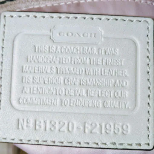 Coach handbag - straw and white leather! Perfect for summer! photo 4