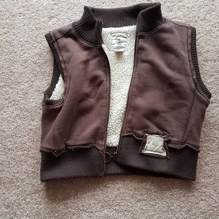 Crop vest (medium) photo 1