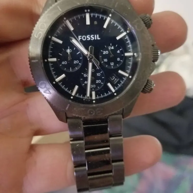 Fossil watch photo 1