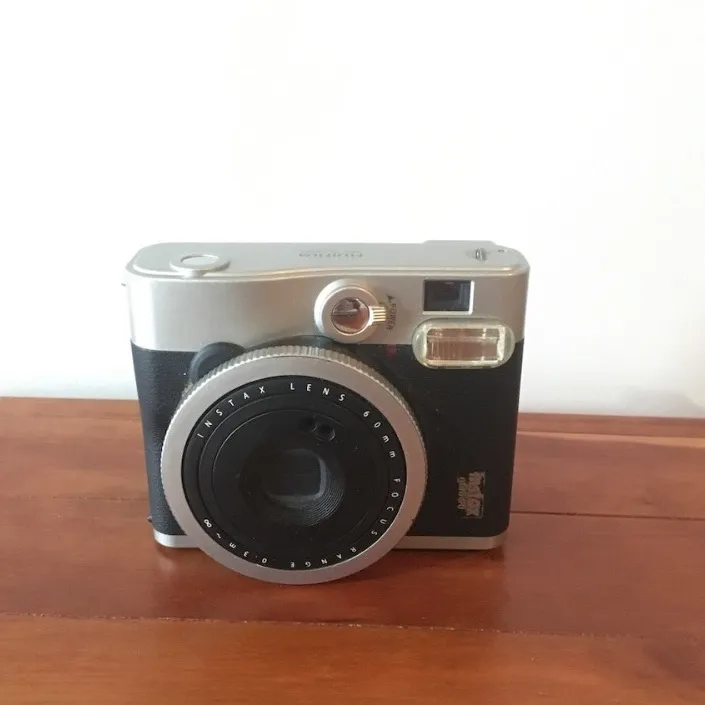 Instax Mini 90 Neo Classic Polaroid Camera Black photo 1