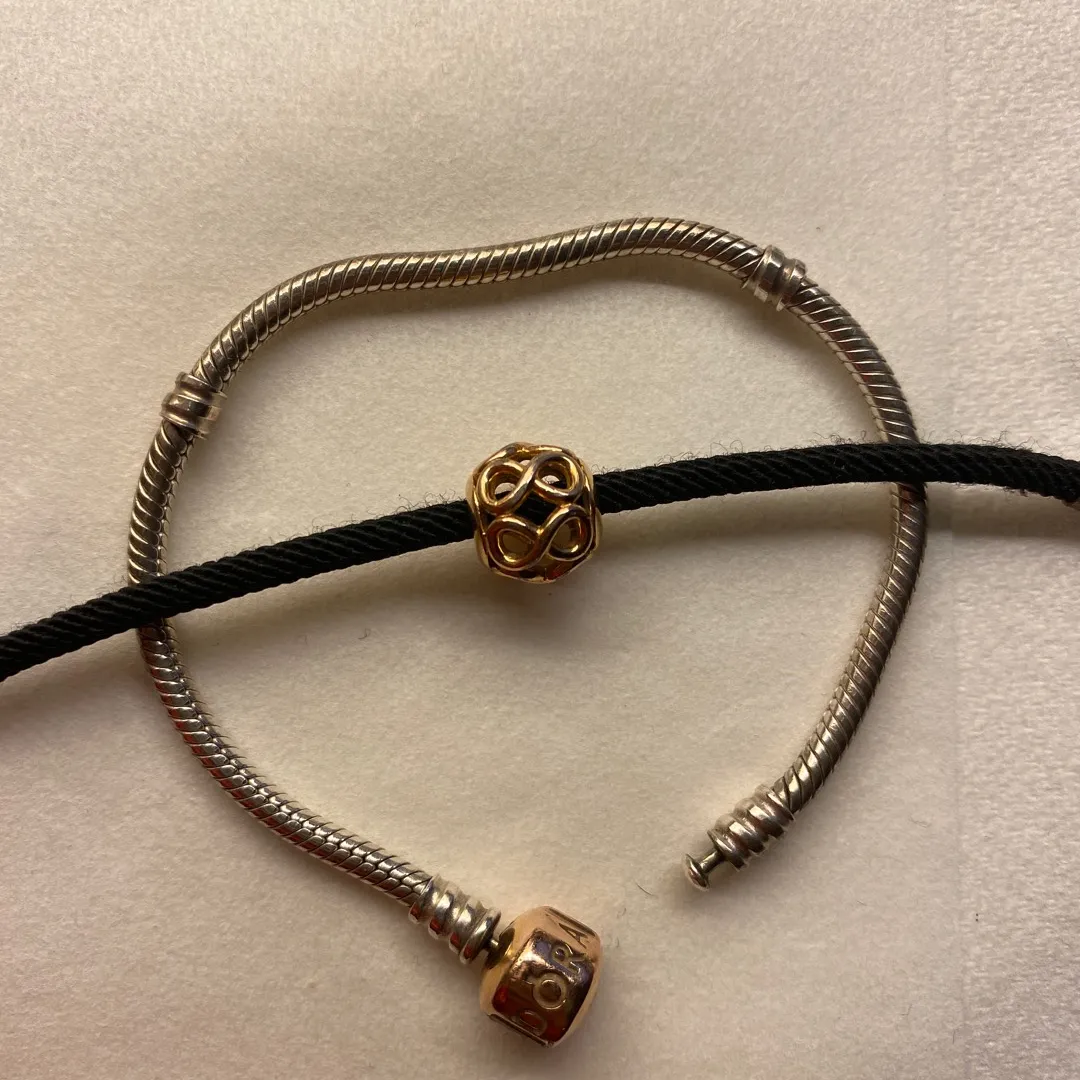 Rose Gold Pandora Necklace With Infiniti Charm photo 1