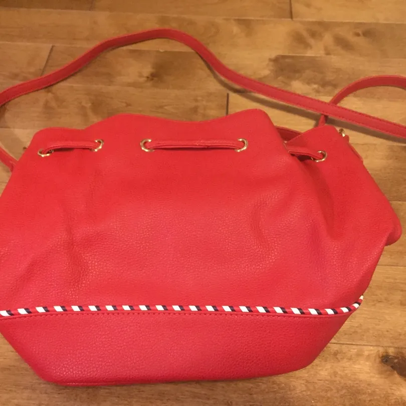 Tommy Hilfiger Red Purse photo 4