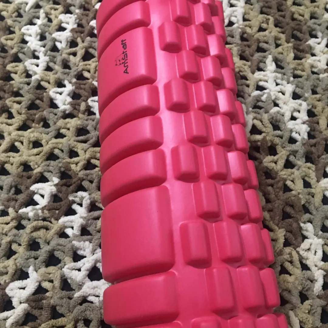 High End, Ribbed Foam Roller photo 1