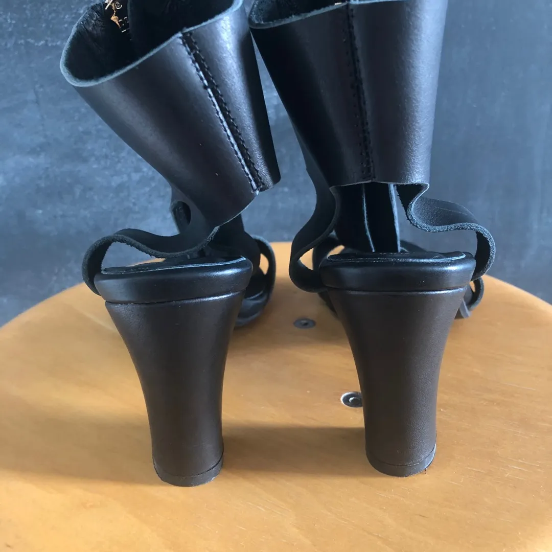 Black Leather Cutout Heels photo 4
