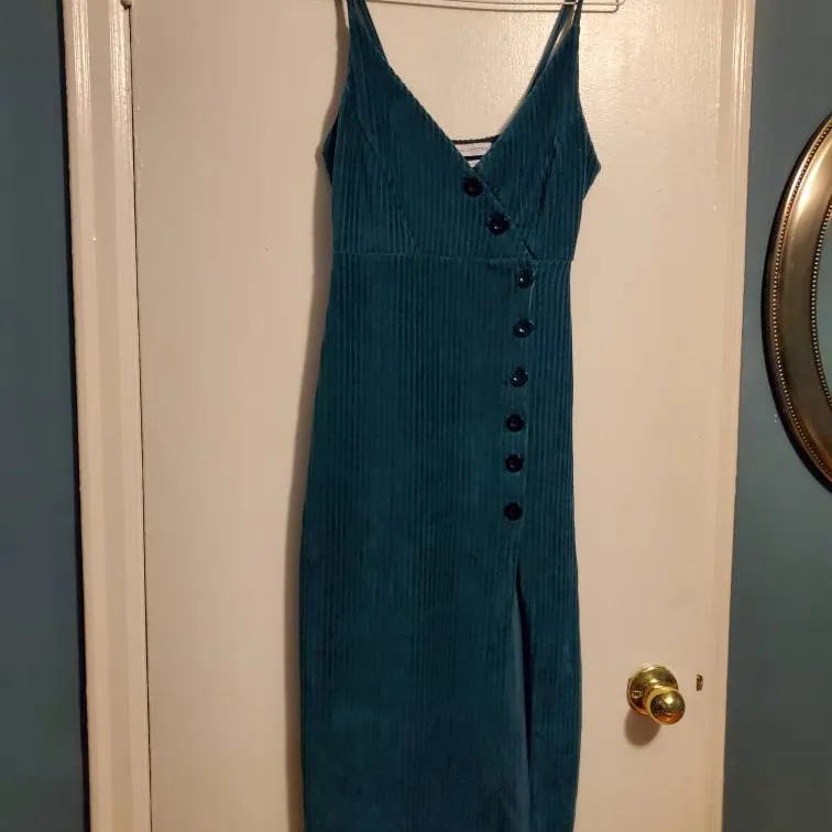 Beautiful dress by Urban Outfitters, used once for pictures photo 1