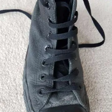 Converse Leather Hightops- Needs Fix photo 3