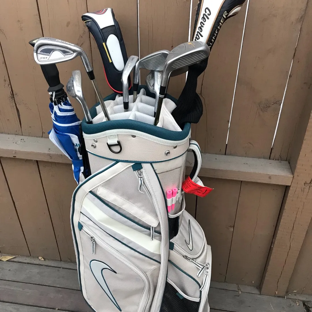 Golf Clubs + Nike Bag photo 1