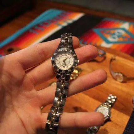 Woman's Watches 8 Different Ones photo 10
