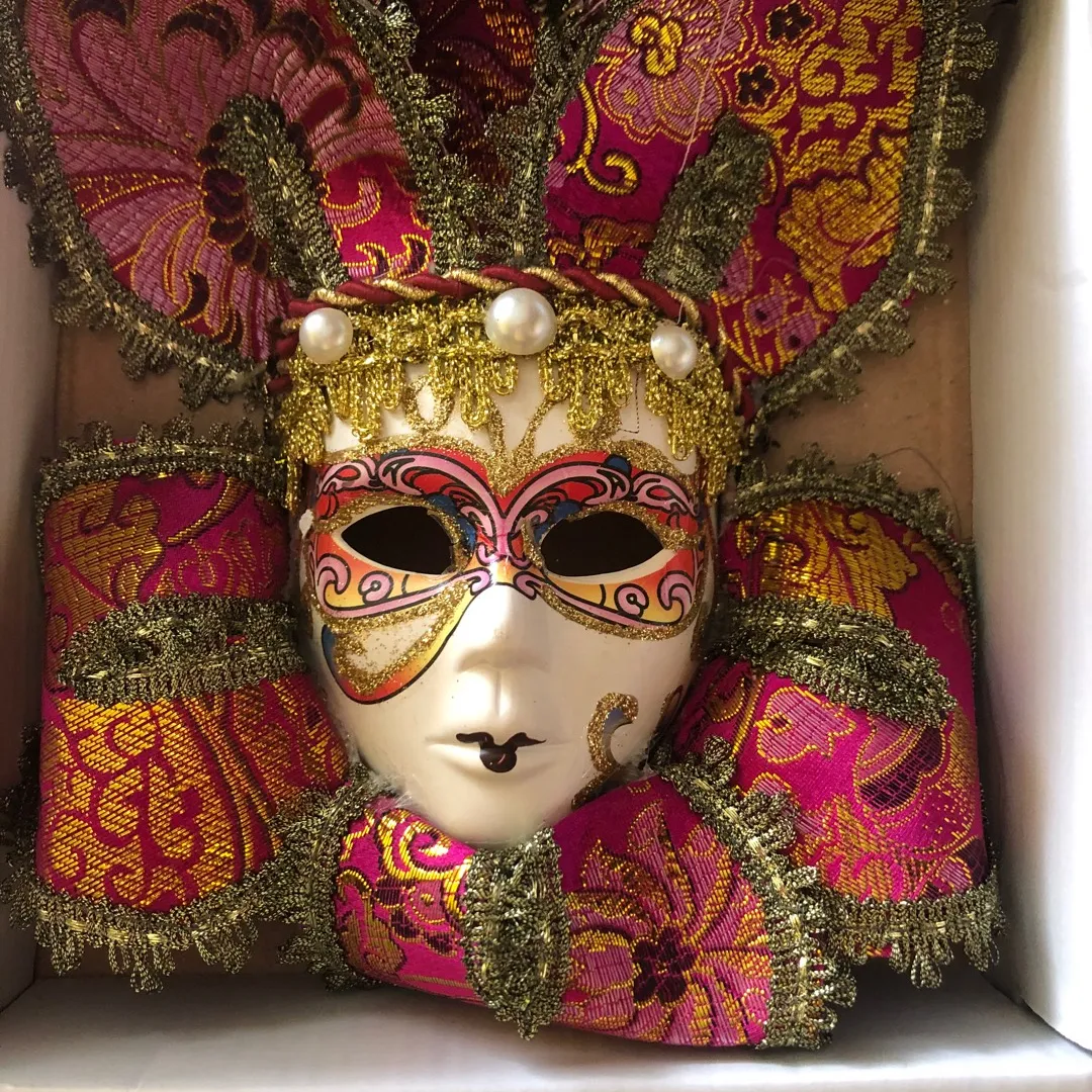 Mask From Venice photo 1