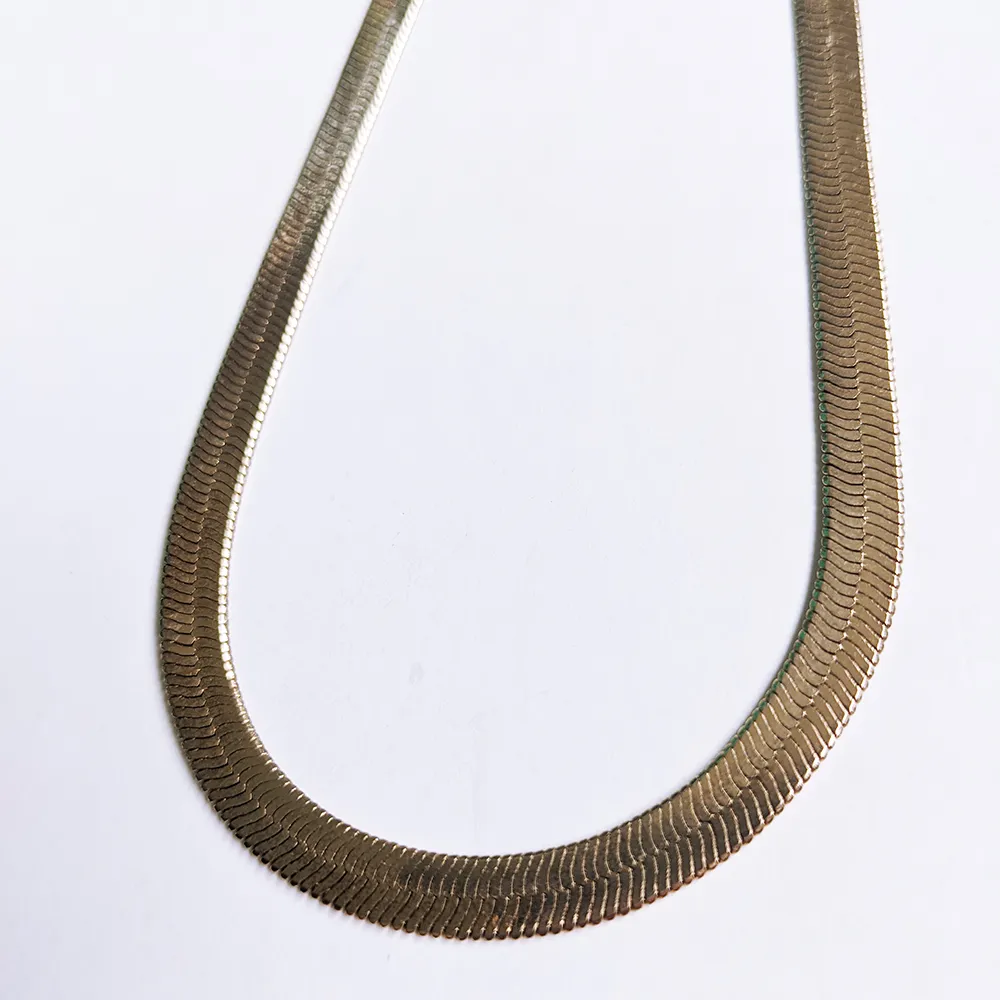 H&M Gold Herringbone Chain Necklace photo 3