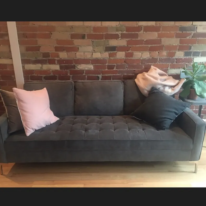 High-quality Gray fabric sofa photo 1