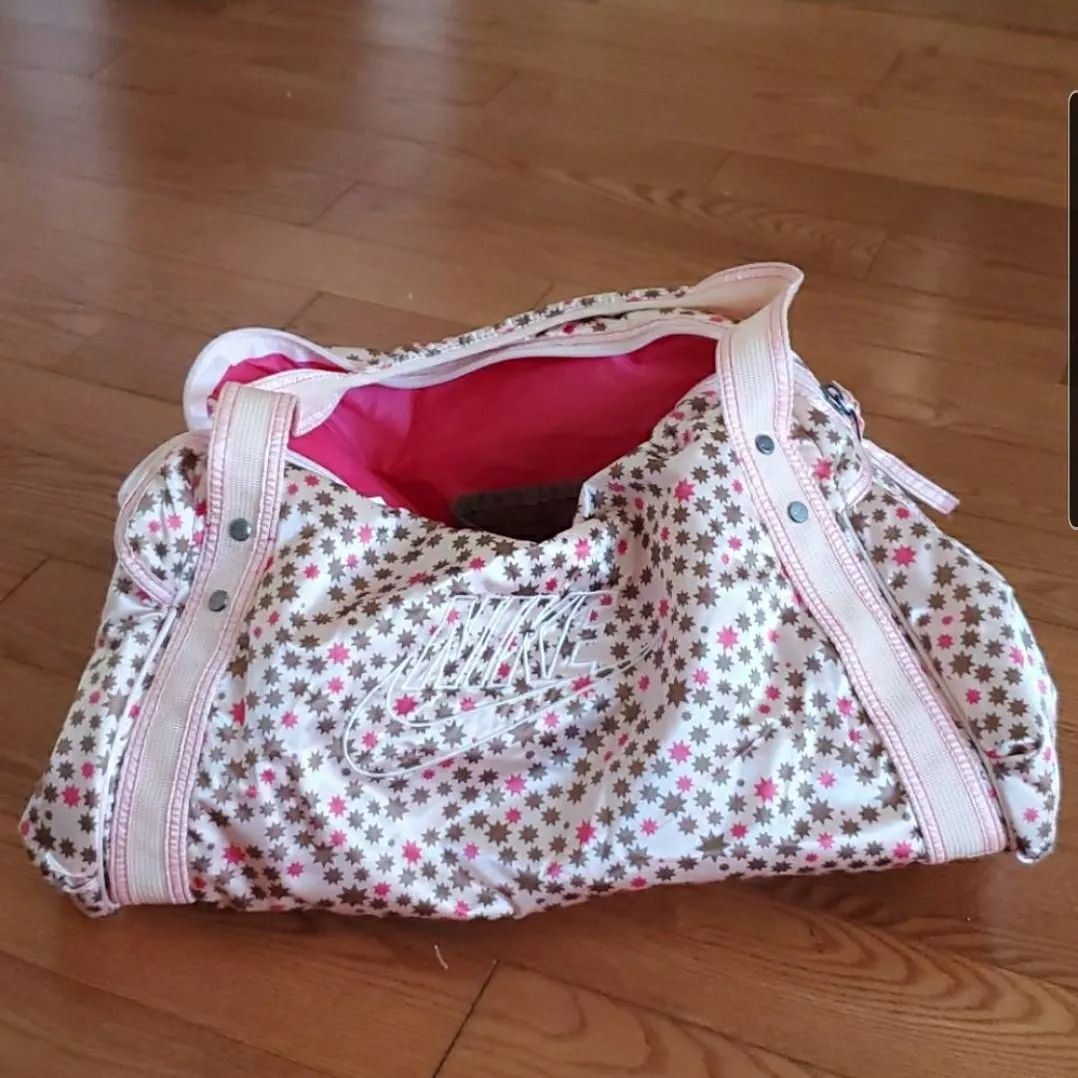 NIKE pink Duffle Bag photo 1