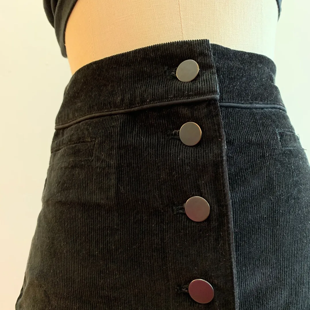 Aritzia Wilfred Free Corduroy Button Front Skirt photo 3