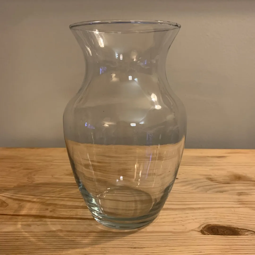 Glass Flower Vase photo 1