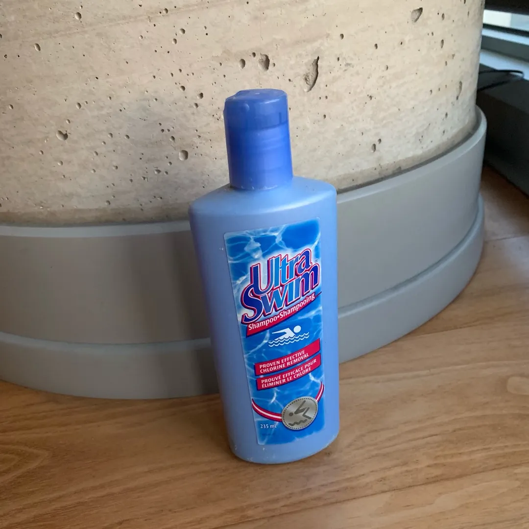 Ultra Swim Chlorine Removal Shampoo photo 1