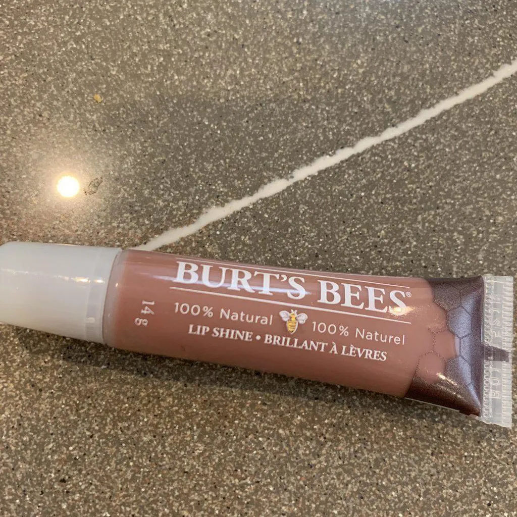 Burt’s Bees Lip Shine photo 1