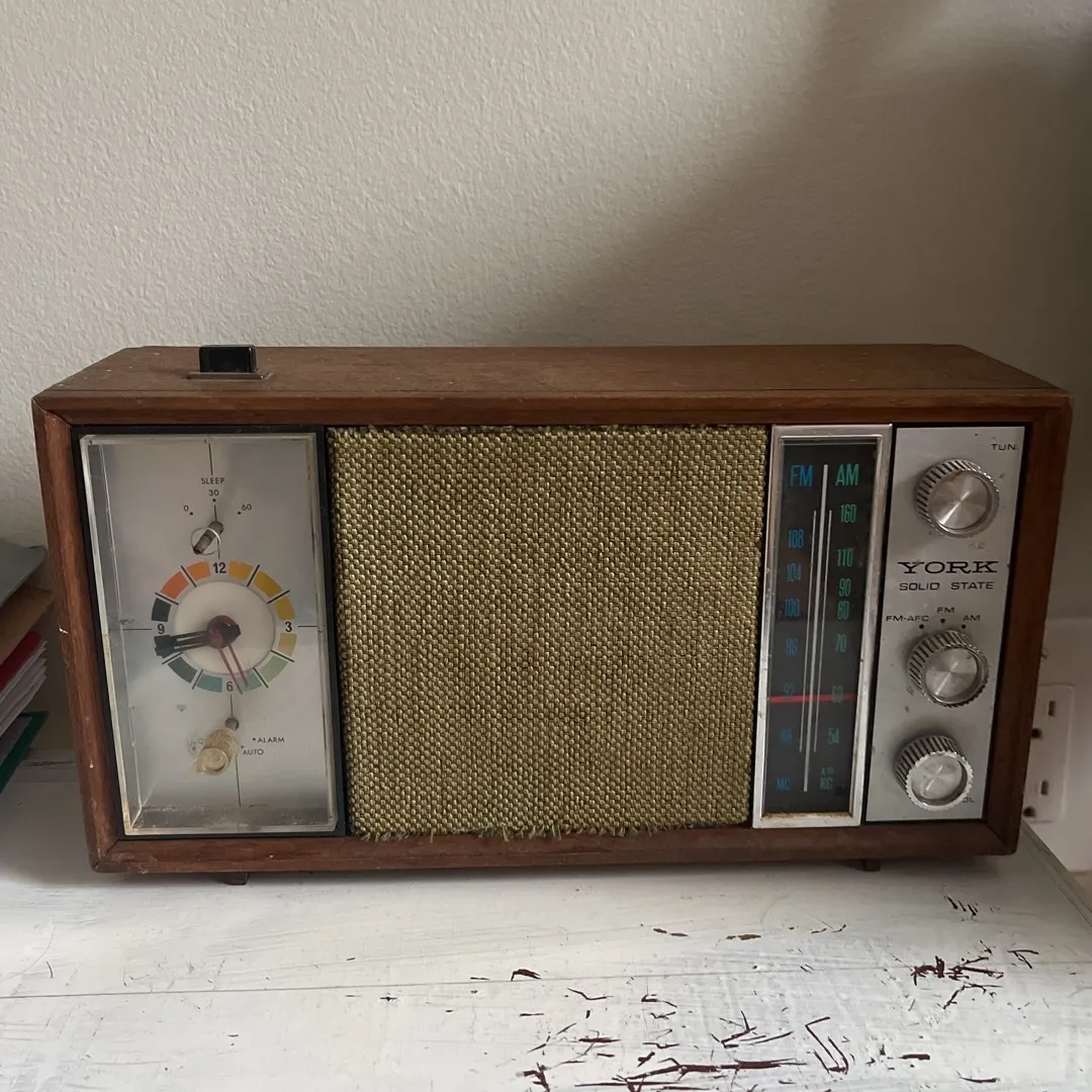Vintage Radio photo 1
