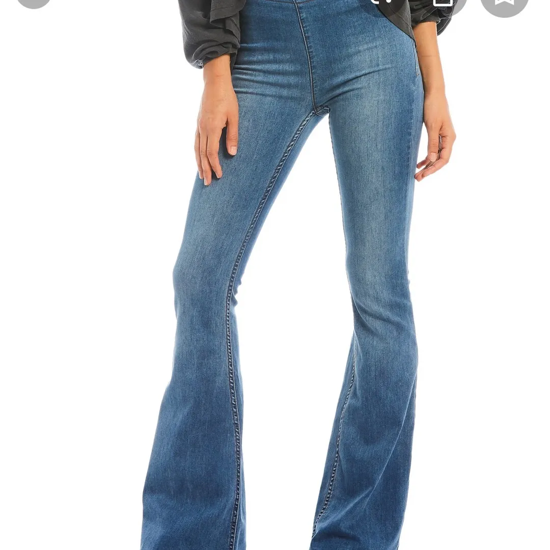 Free People Flare Jeans - 28 photo 1
