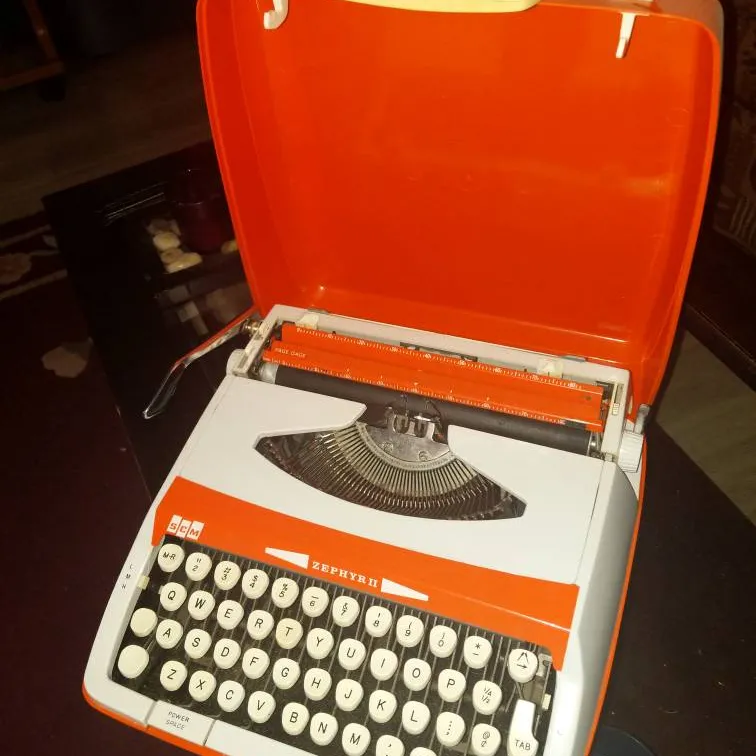 Typewriter Smith Corona Zephyr 2 Orange photo 1