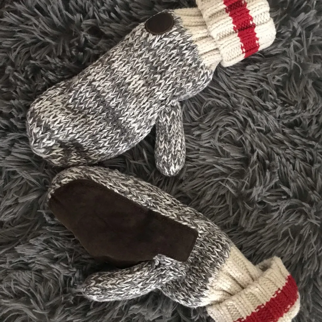 Winter/Spring Mitts photo 1