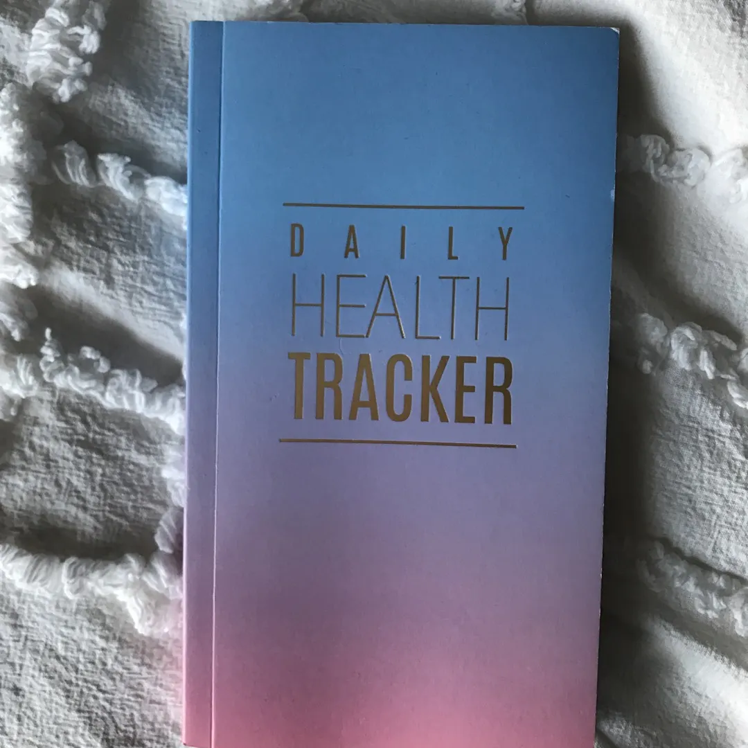 *Free* Health Tracker Notebook photo 1