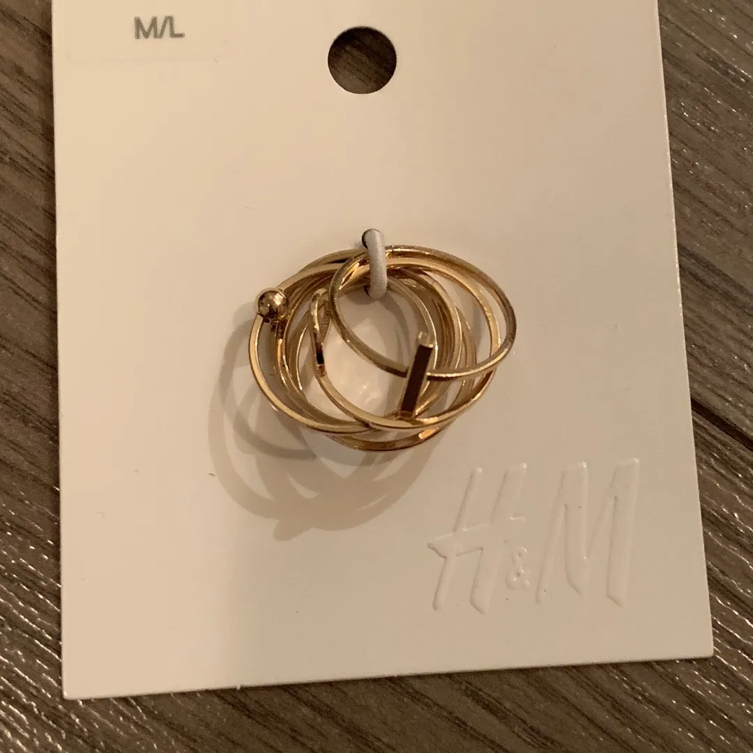 Stackable H&M Ring Set photo 4