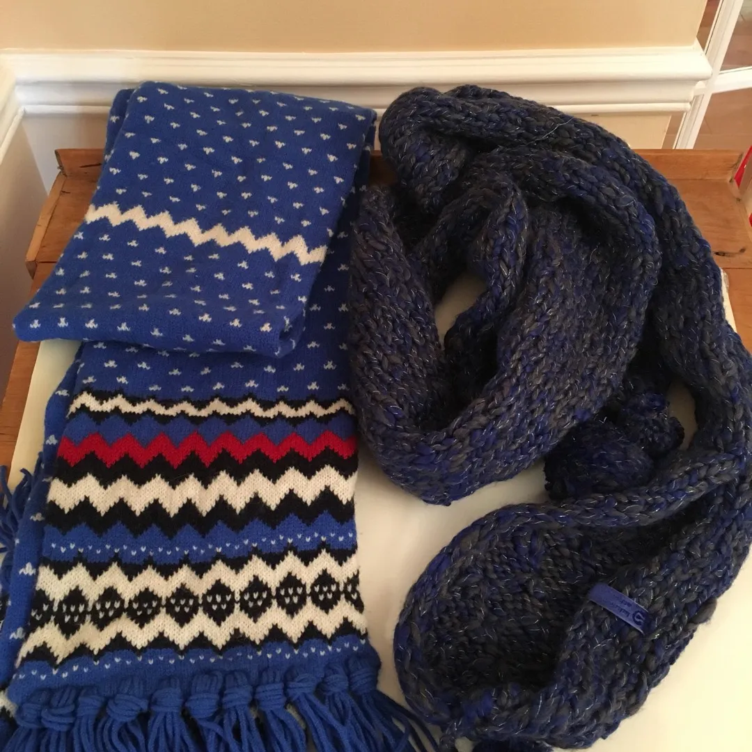 Scarves, Hats, Mitts photo 3