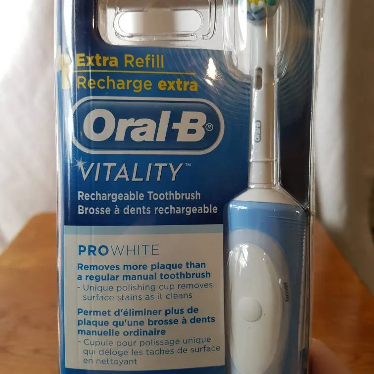 Oralb Electric Toothbrush photo 5