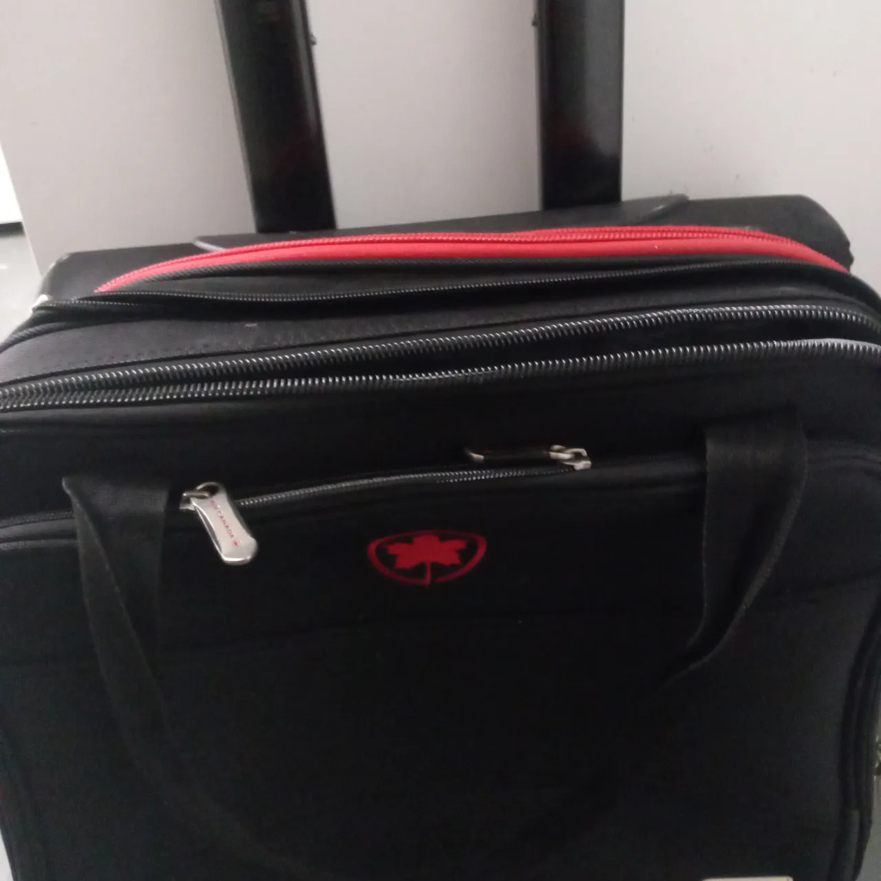 Bentley air Canada briefcase luggage  photo 6