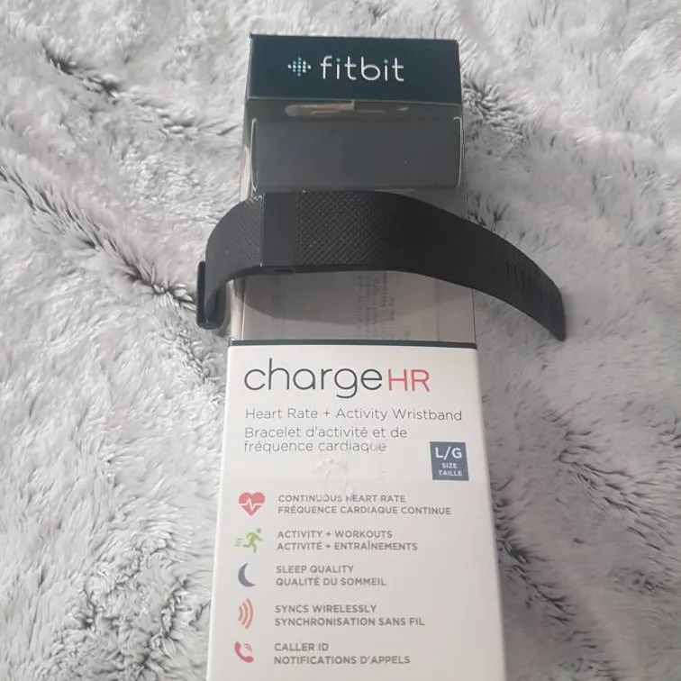 EUC Fitbit Charge HR photo 1