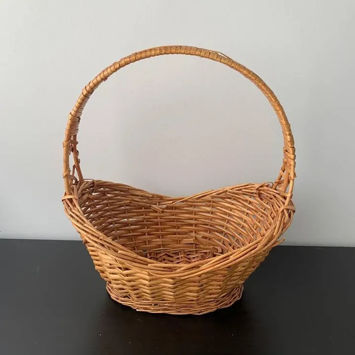 Arch Handle Wicker Basket photo 1