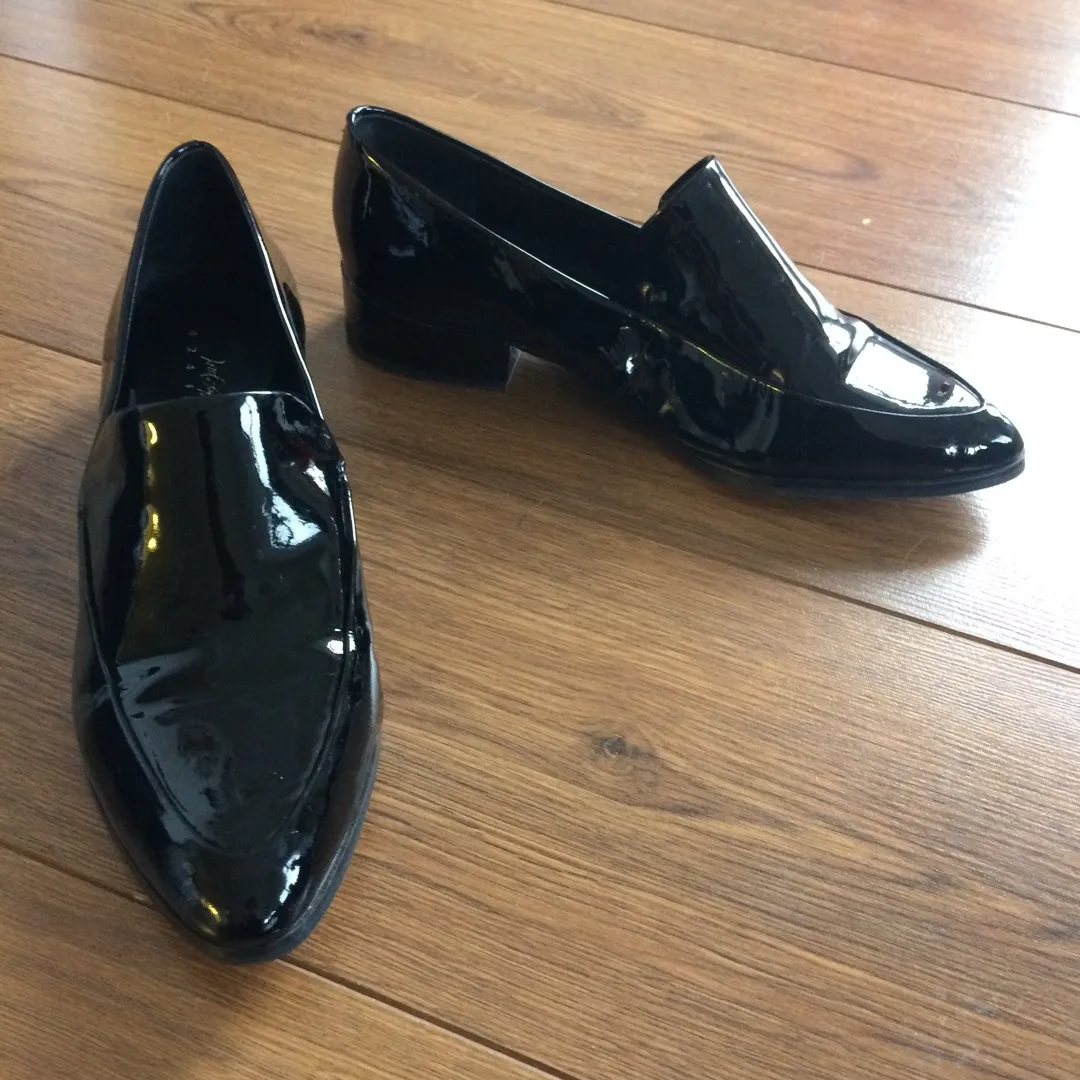 Shiny Black Shoes photo 1