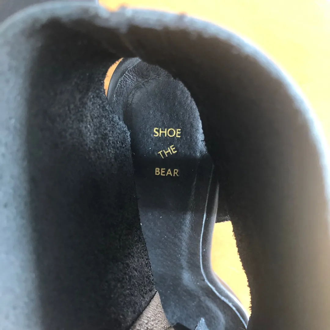 Black Leather Cutout Heels photo 5