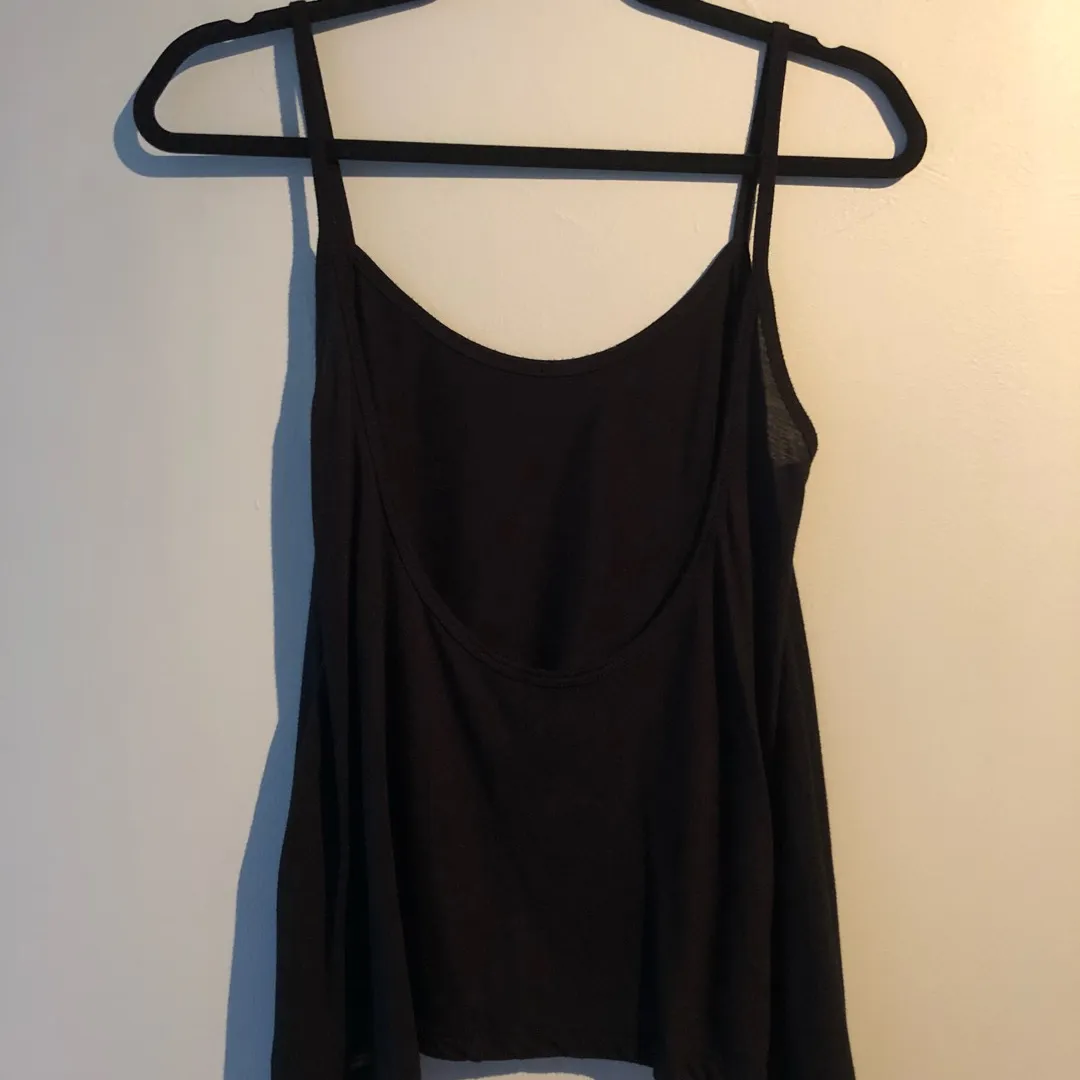 Flowy Urban Outfitters tank photo 3