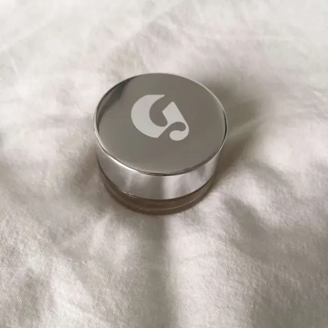 Glossier Stretch Concealer photo 1