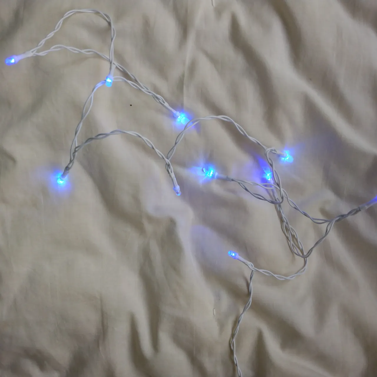 Origami flower coloured string lights craft kit photo 5