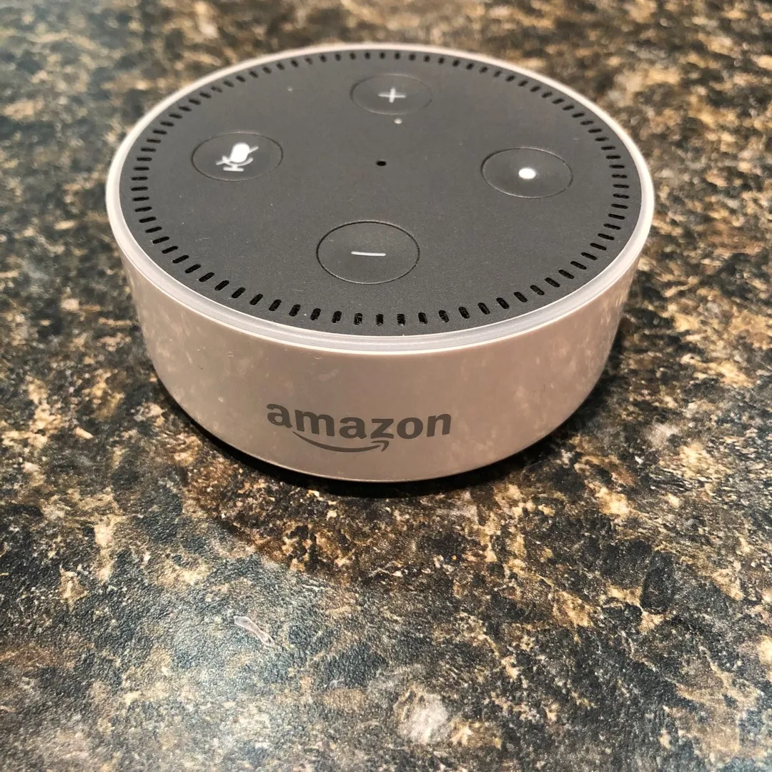 Amazon Echo Dot photo 1