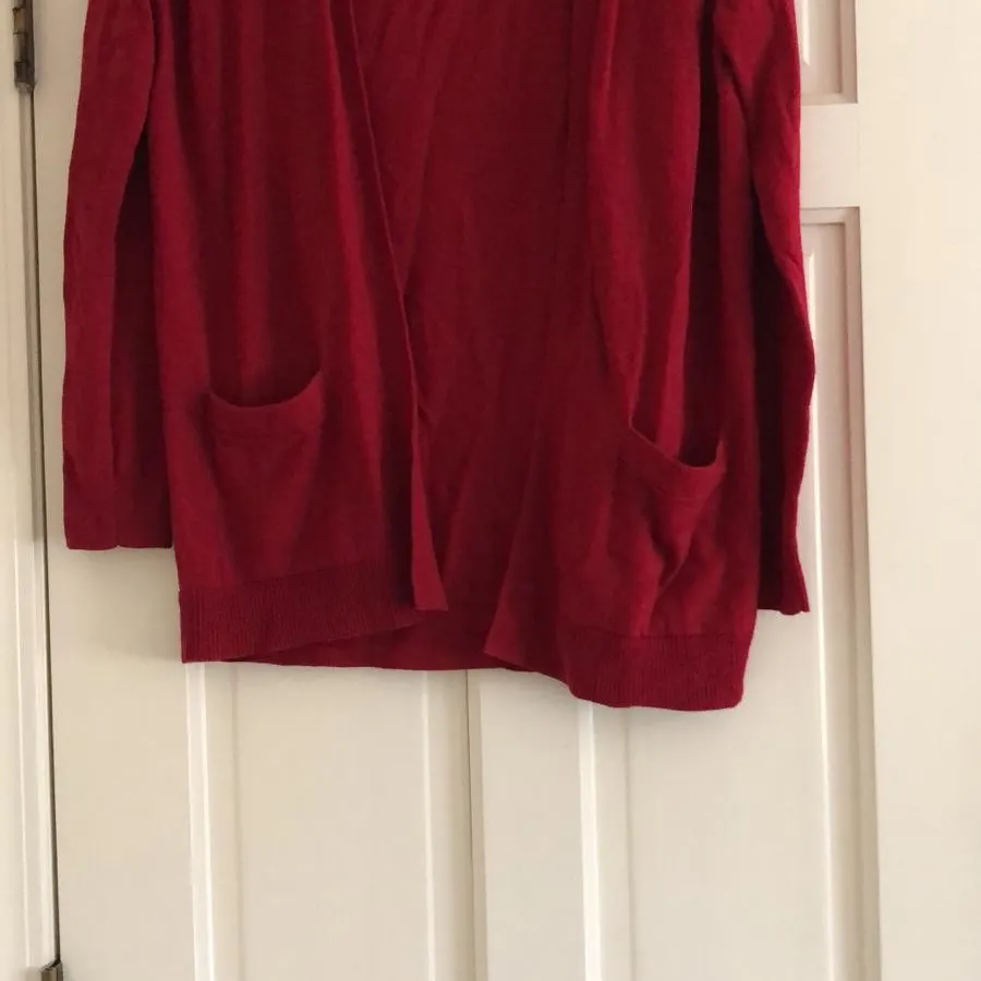 Gap Small Red Open Sweater photo 1