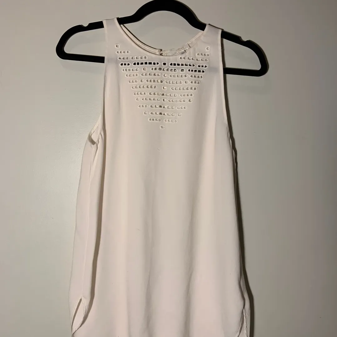 New Aritzia Wilfred Ivory Sleeveless Top With Front Cutout De... photo 1