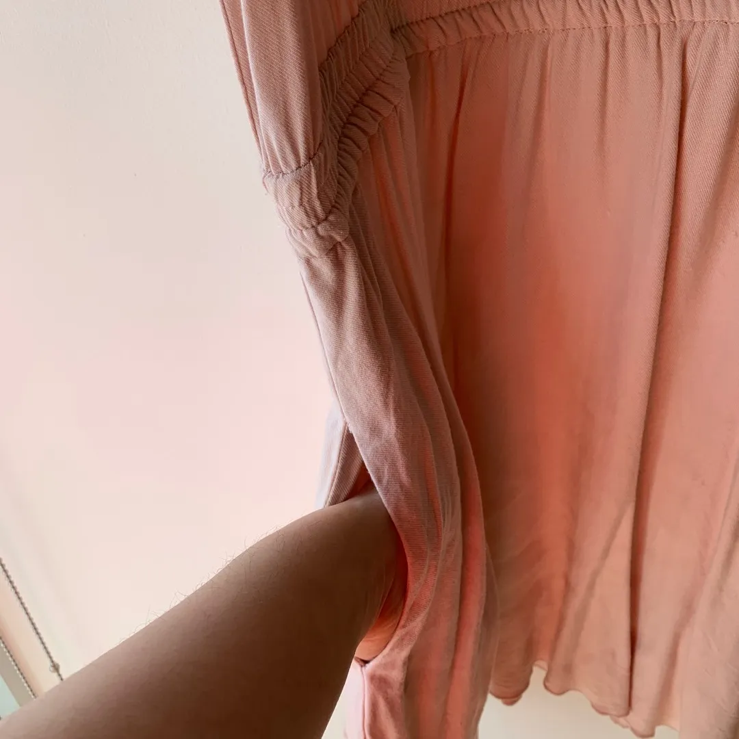 Aritzia / Talula Pink Dress w/ Pockets (size large) photo 3