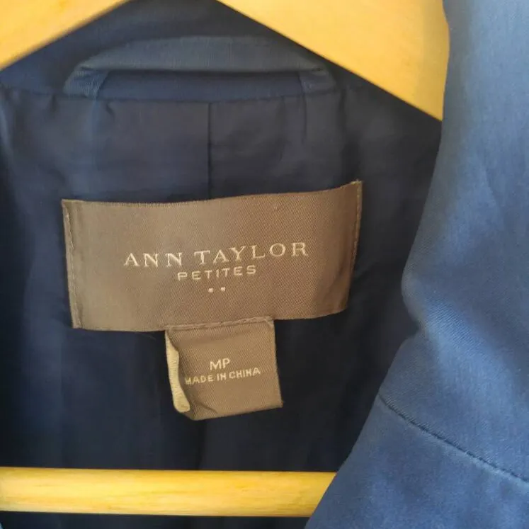 Used Ann Taylor Petites Coat photo 4