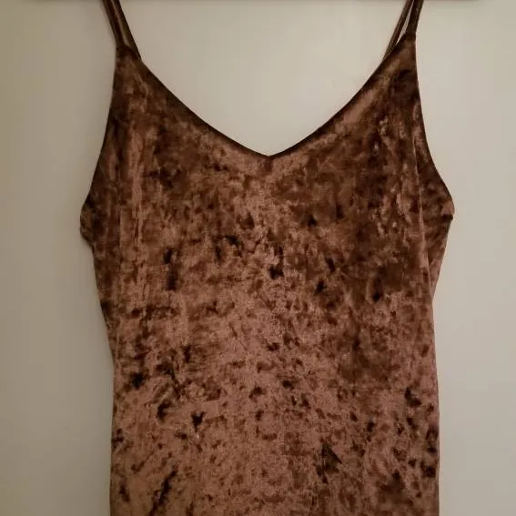 Crushed Velvet Cropped Tank Top photo 1
