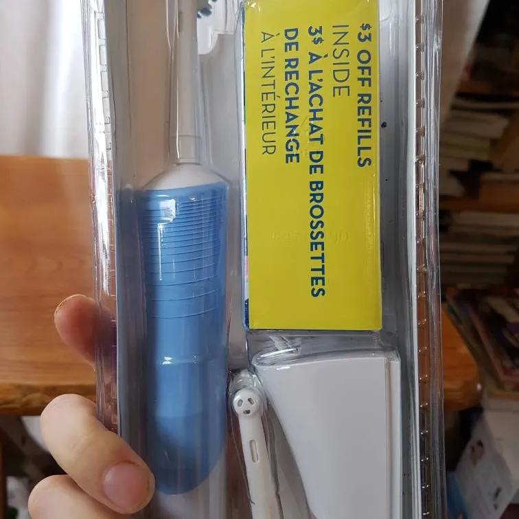 Oralb Electric Toothbrush photo 7
