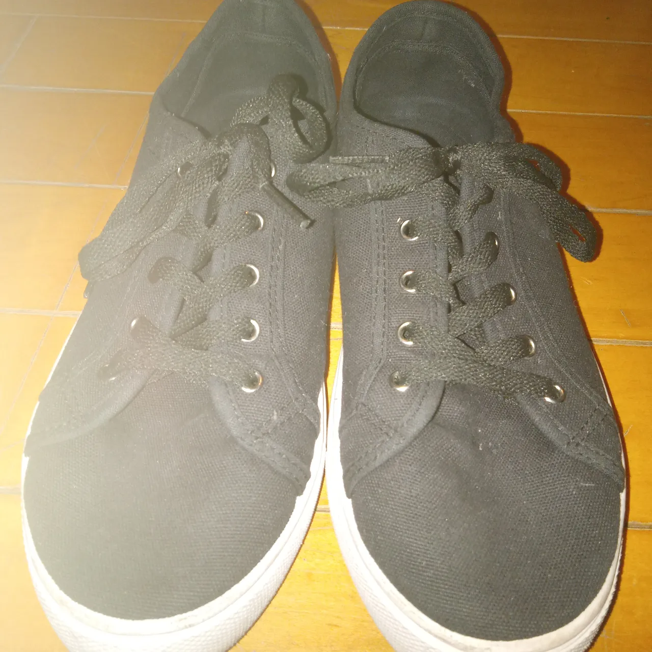 Black shoes (converse style) photo 1