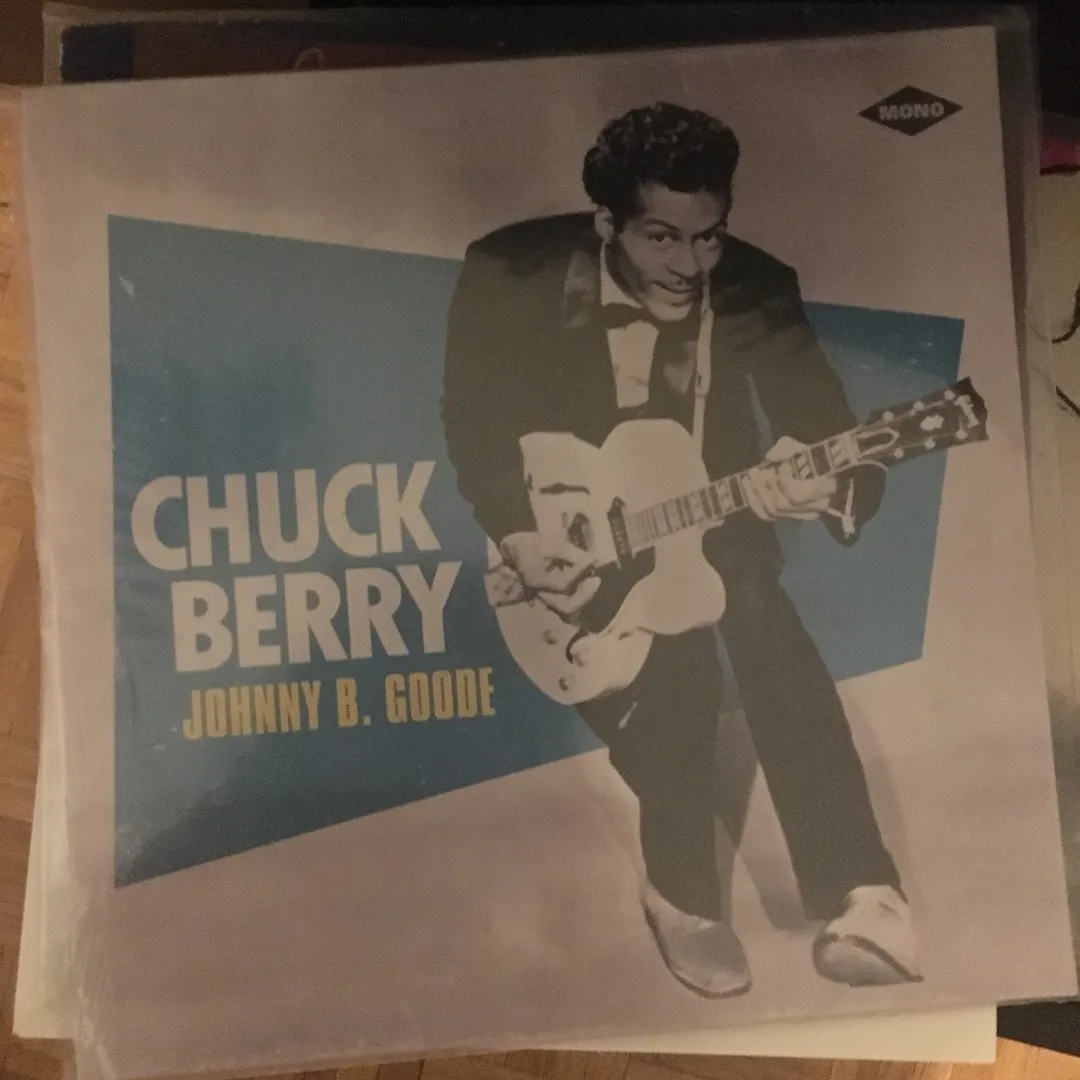 Vinyl - Chuck Barry “Johnny B. Goode” photo 1