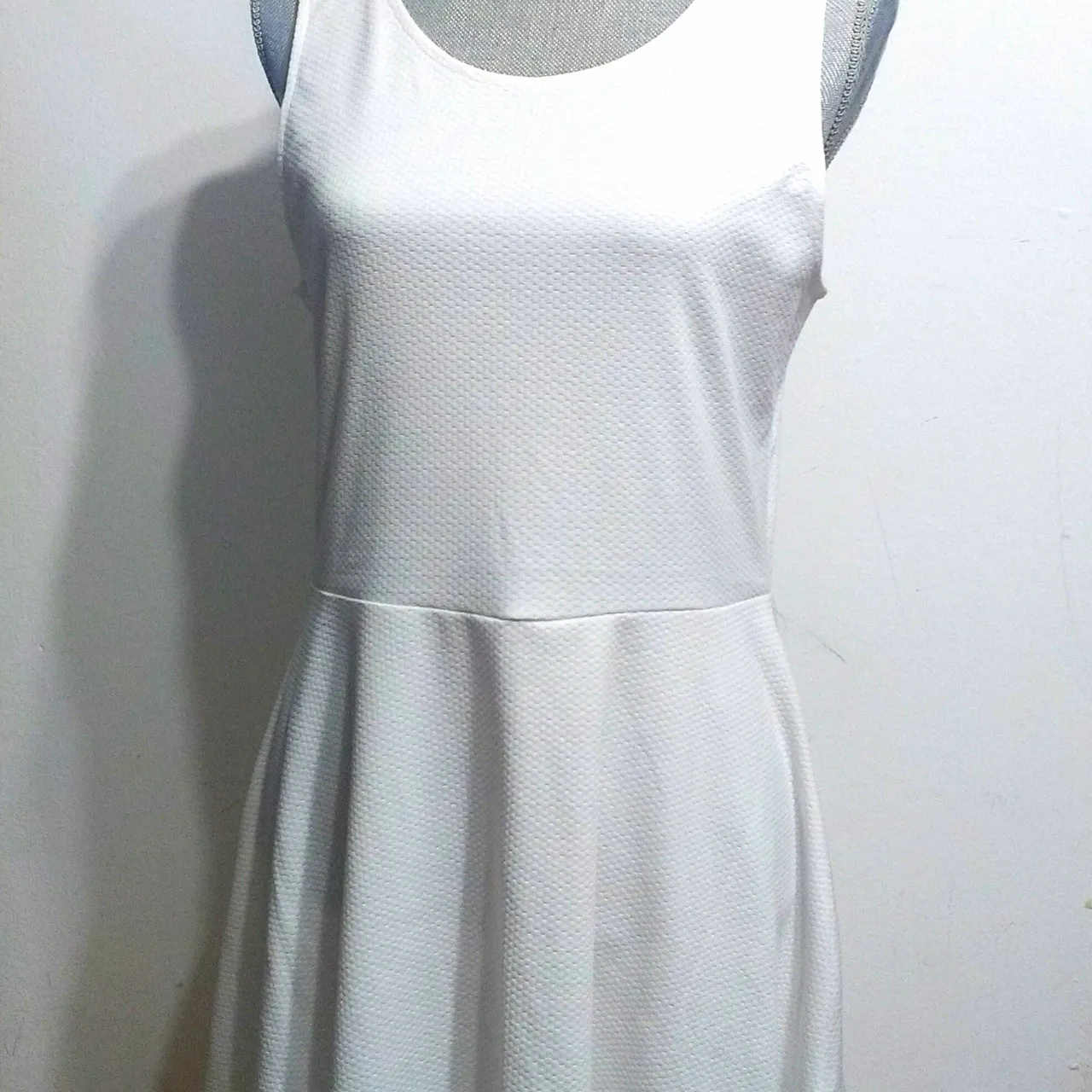 (NEW) H&M White Textured Skater Dress - Size 14 photo 3