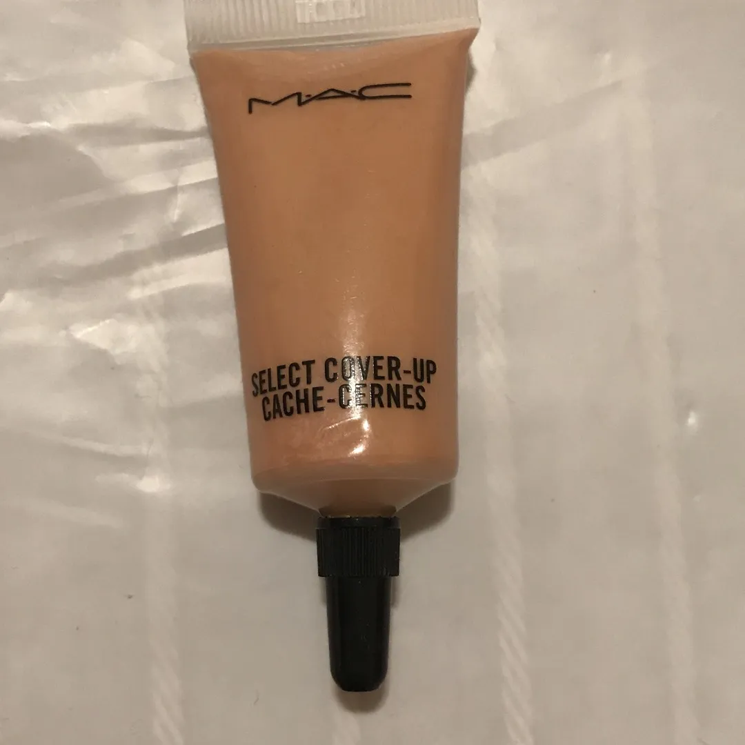 MAC Concealer Select Cover Up New NW25 photo 1