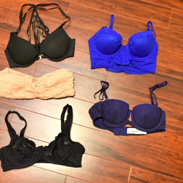 Various Bras In S/M photo 1
