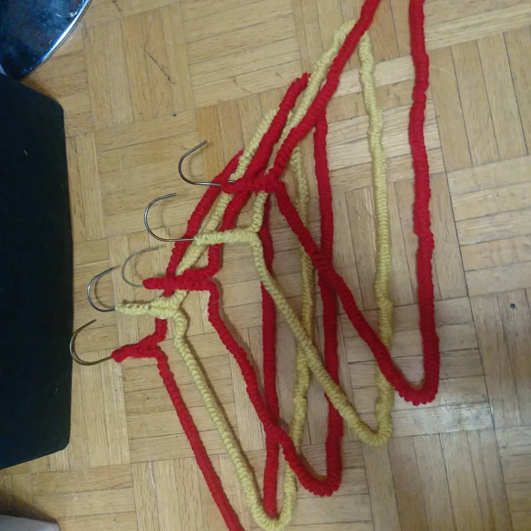 Crochet Wire Hangers photo 1