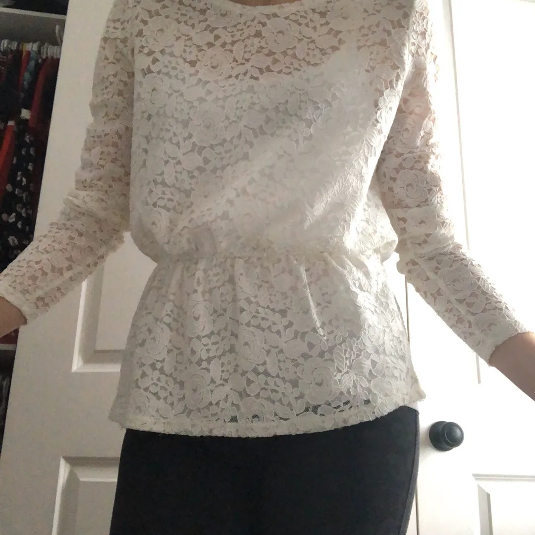 Lace Top with Elastic Waist Small S photo 1